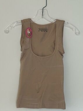 Control It! Wear Your Own Bra Shaping Tank Top NWT Nude/Beige Smooth Cami Large